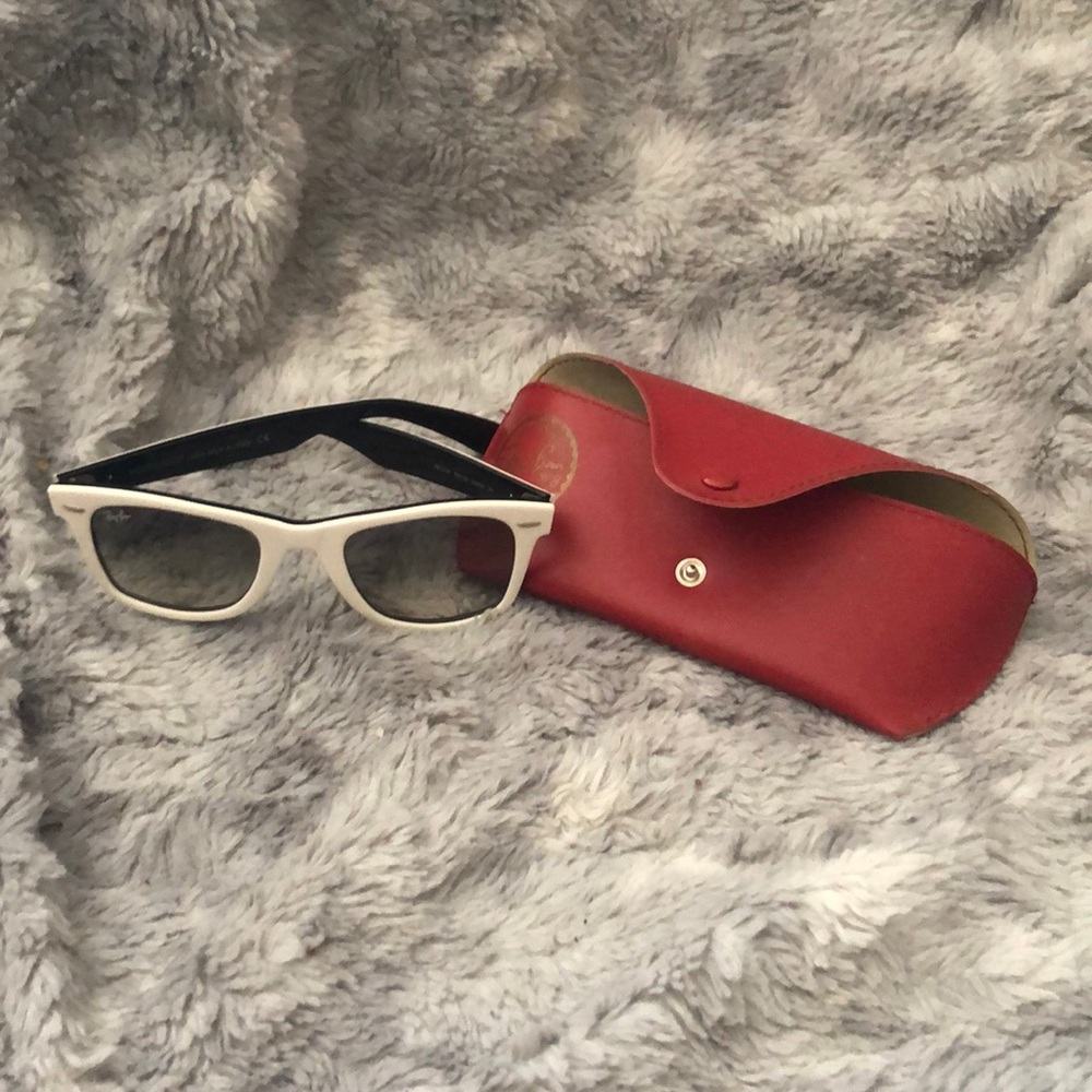 Rayban Wayfarer sunglasses